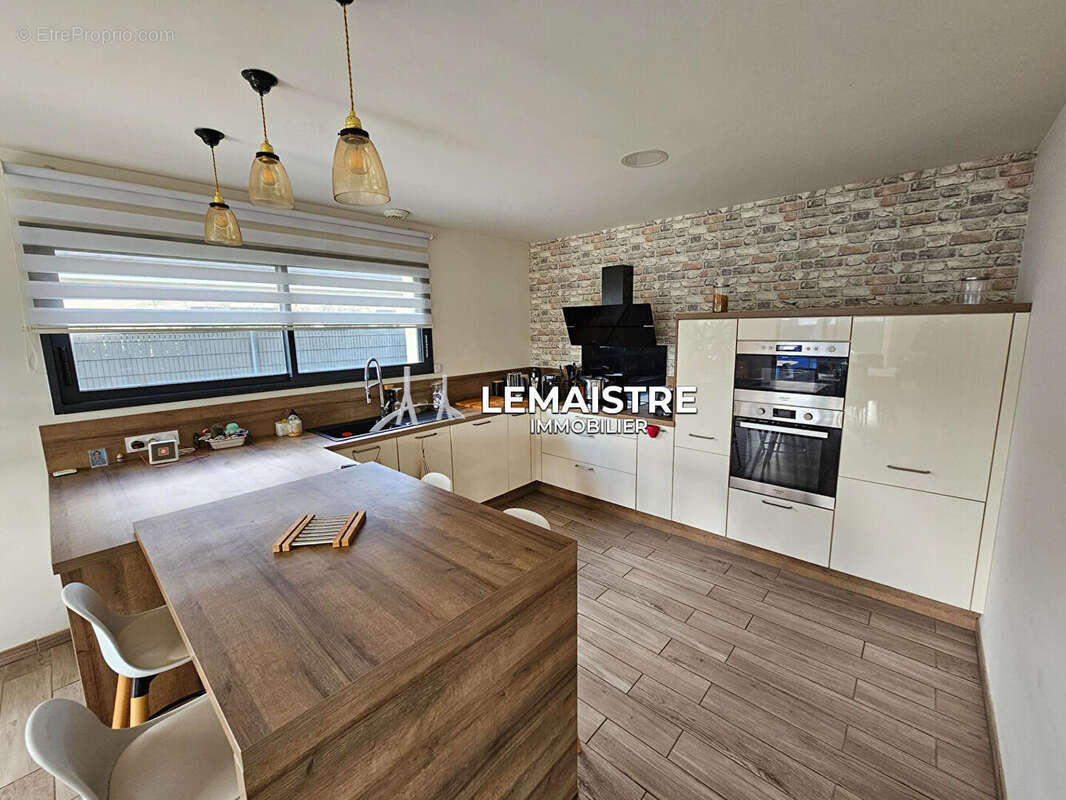 Maison à MONTIVILLIERS