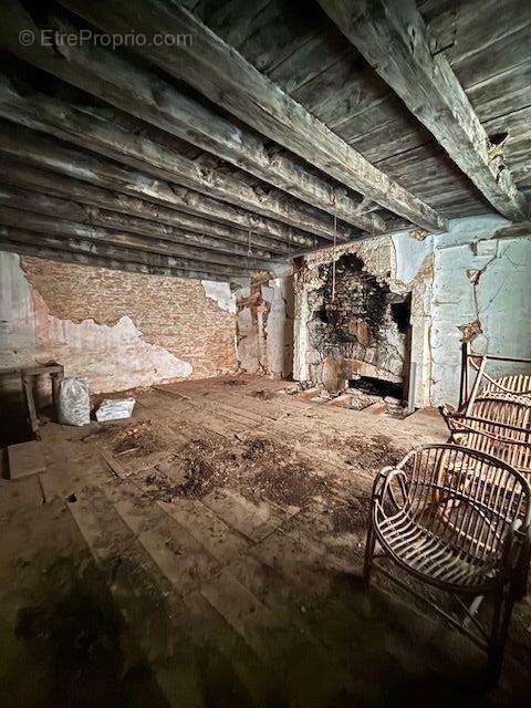 Maison à GIEY-SUR-AUJON