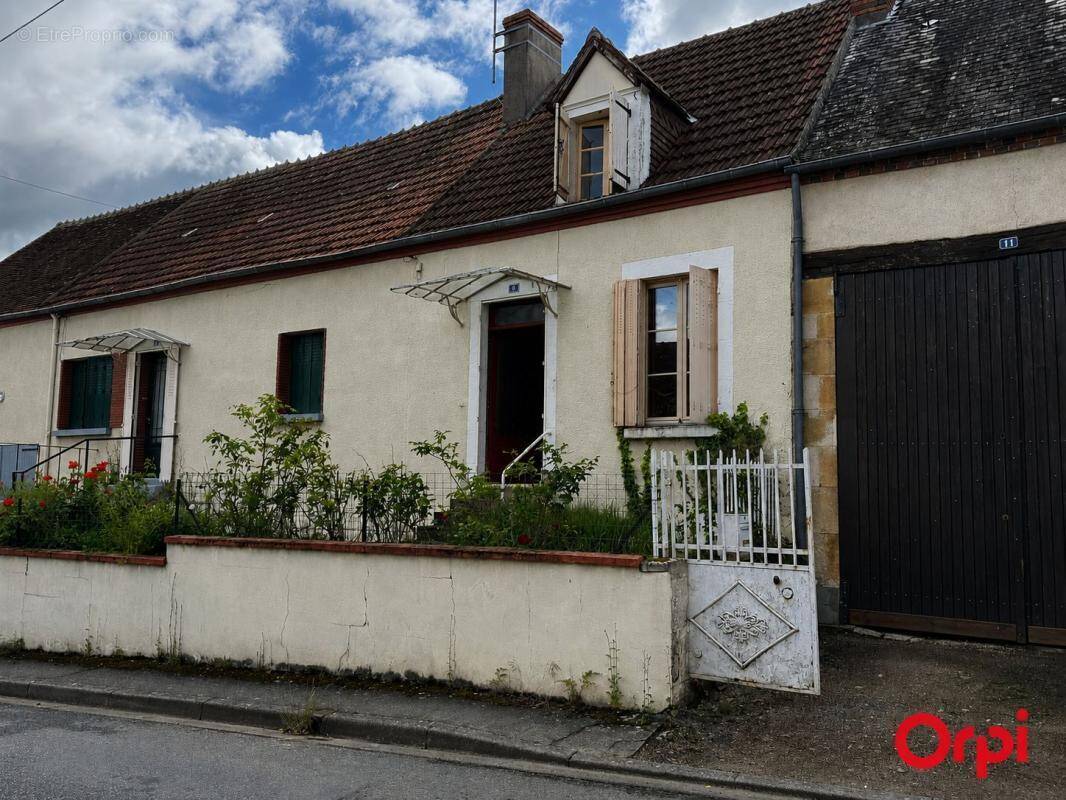 Maison à CHATEAUMEILLANT