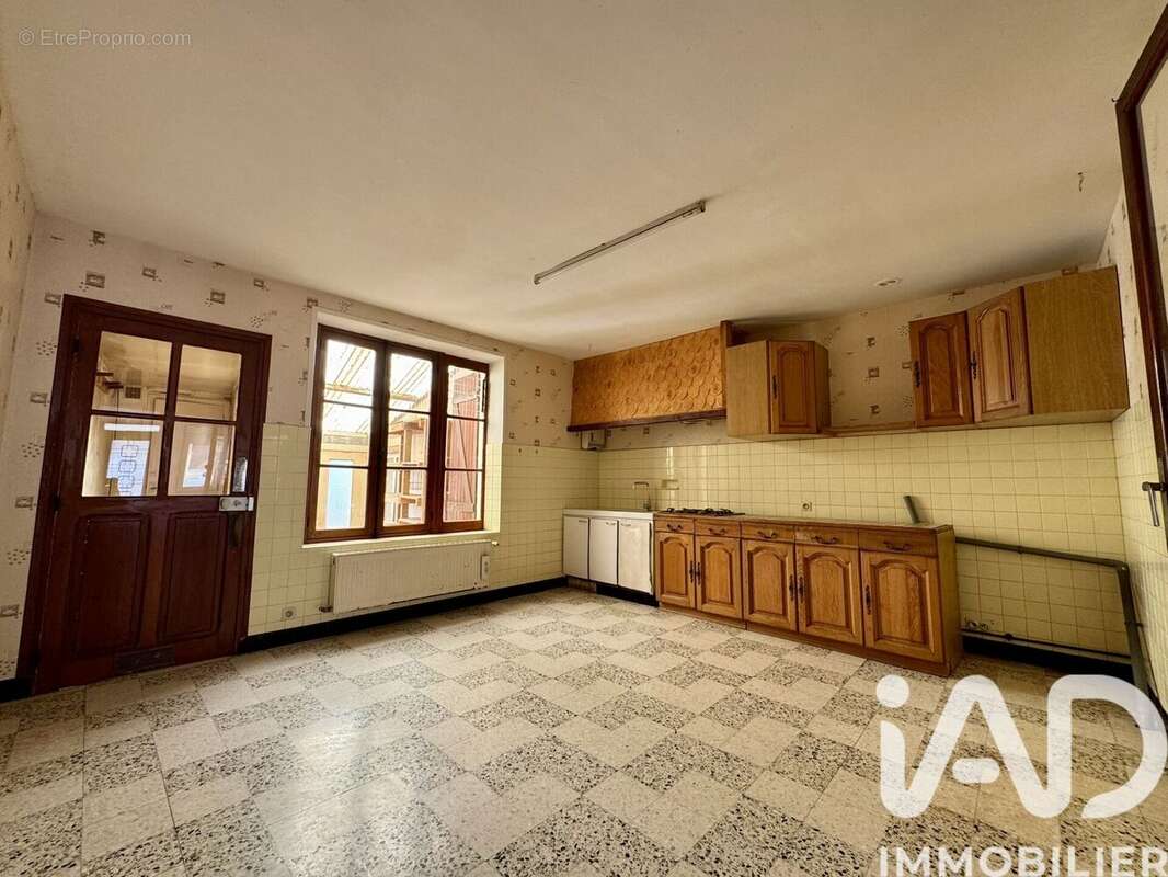 Maison 137 m² à Grandpre  - photo 4