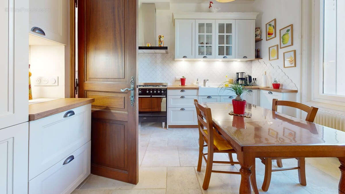 Ensemble de deux Maisons Saint Denis sur Loire 7 pièce(s) 179 m2 - photo 5