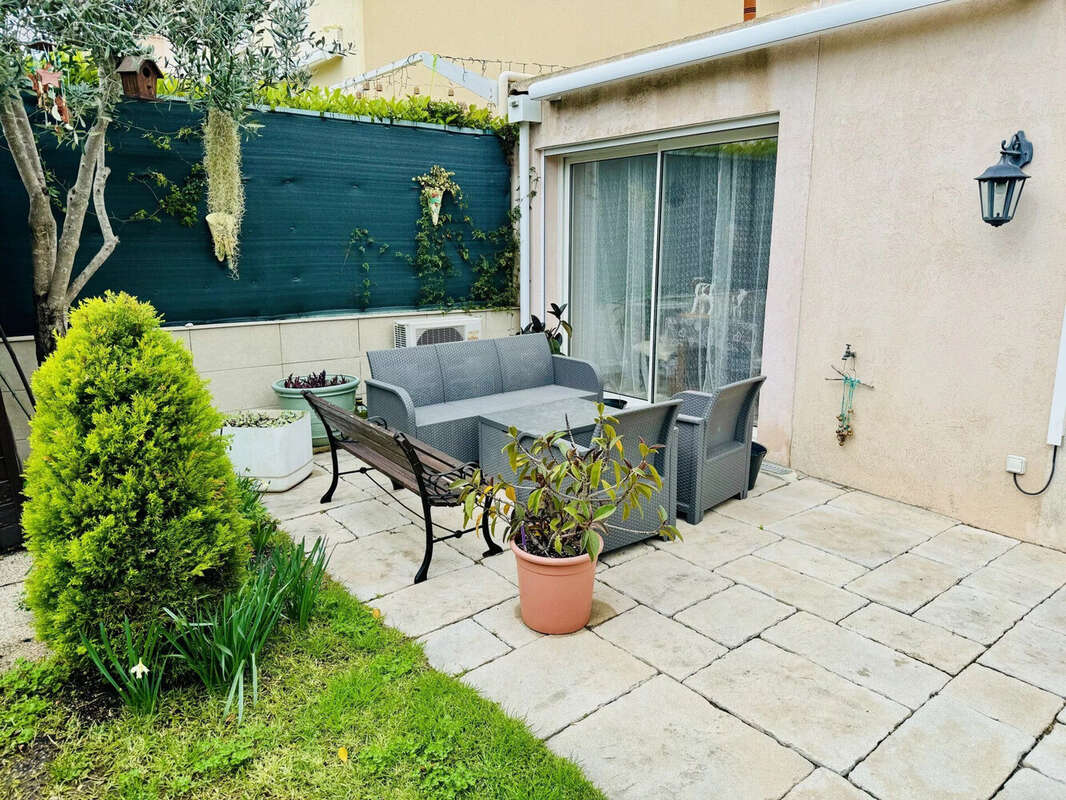 Maison à LE CANNET