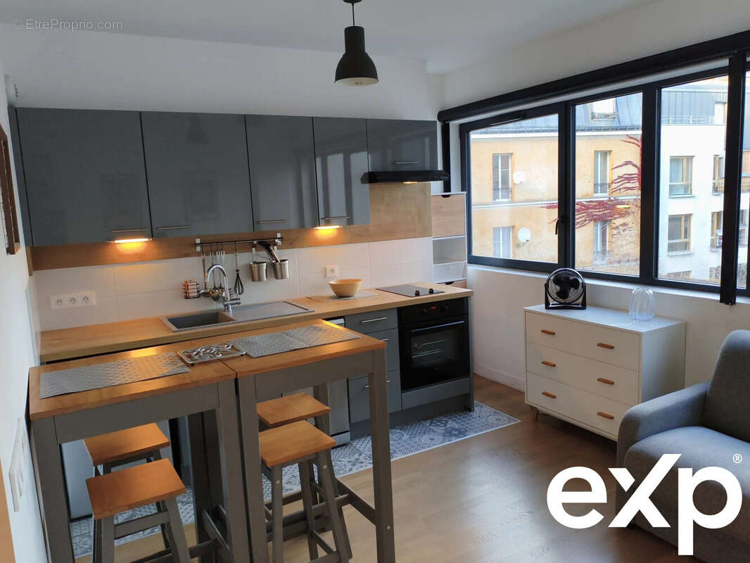 Appartement à PARIS-20E