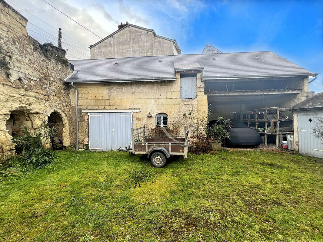 Maison à MONTRICHARD