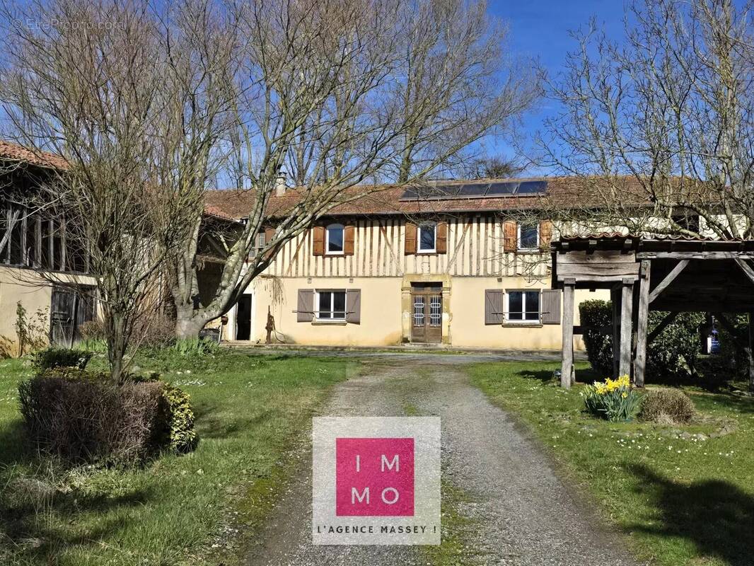 Maison à TRIE-SUR-BAISE