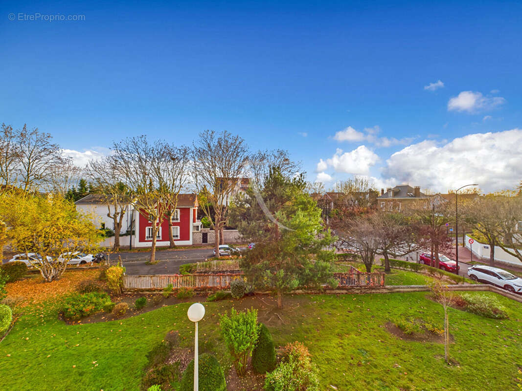 Appartement à SAINT-MAUR-DES-FOSSES