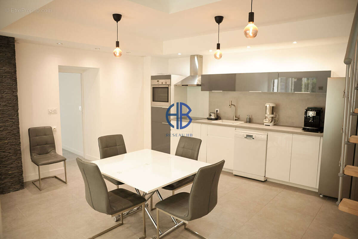 Maison à SAINT-PRIEST