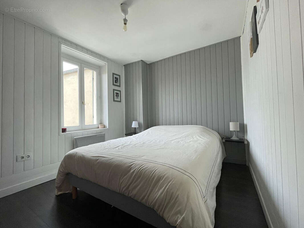 Maison à BENNECOURT