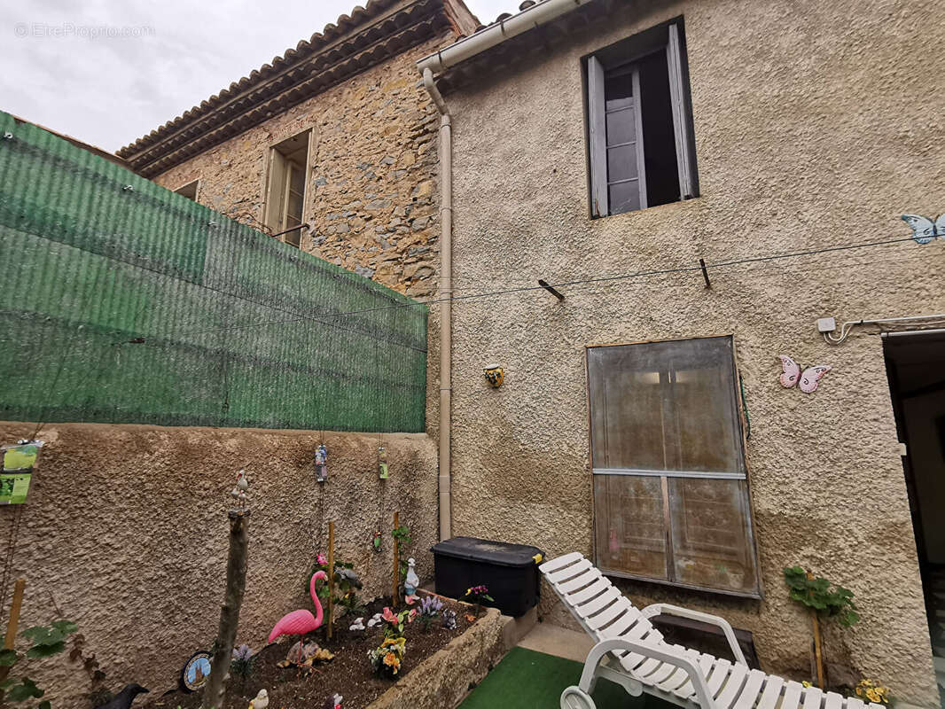 Maison à LEZIGNAN-CORBIERES