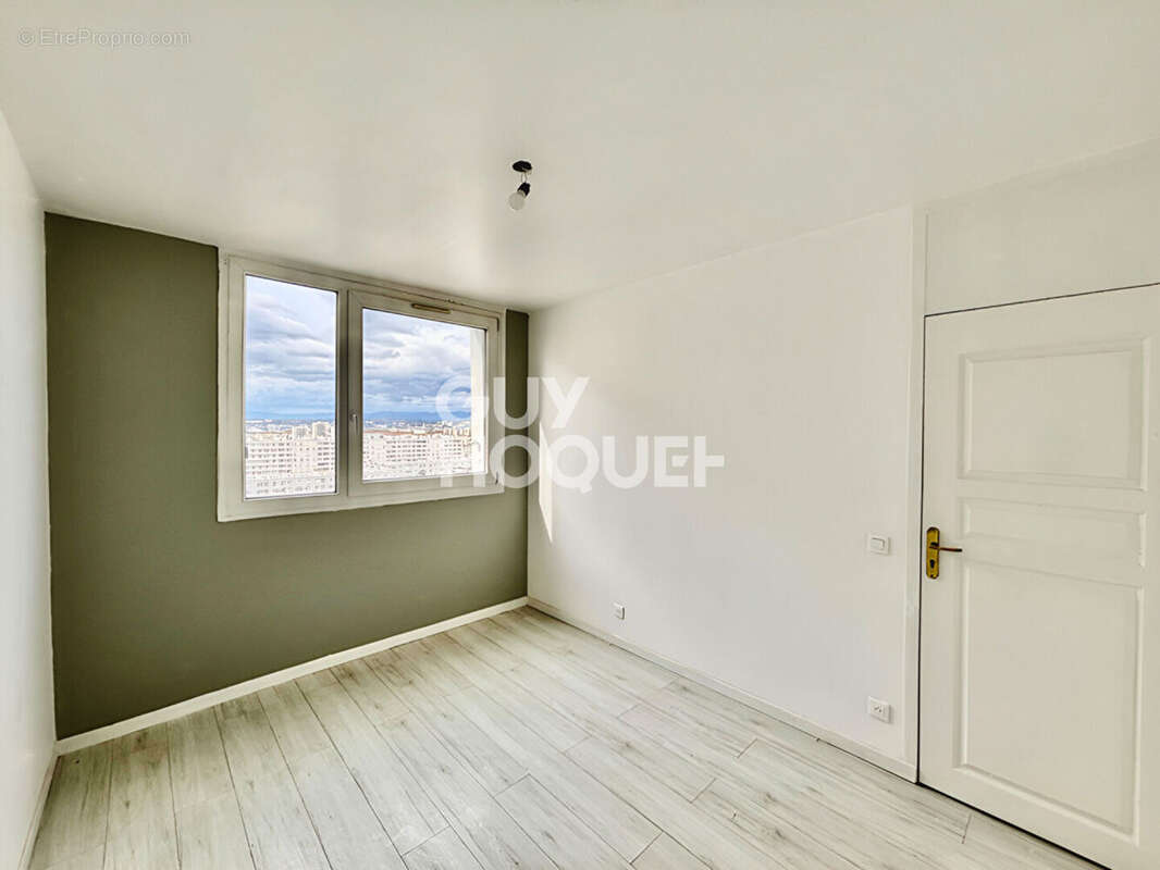 Appartement à LYON-8E