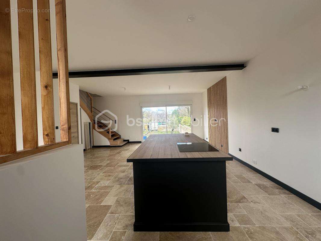 Maison à MORET-SUR-LOING