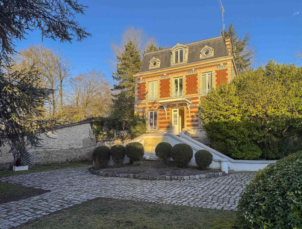 Maison à CHAUMONT-EN-VEXIN