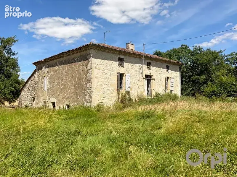 Maison à PLIEUX