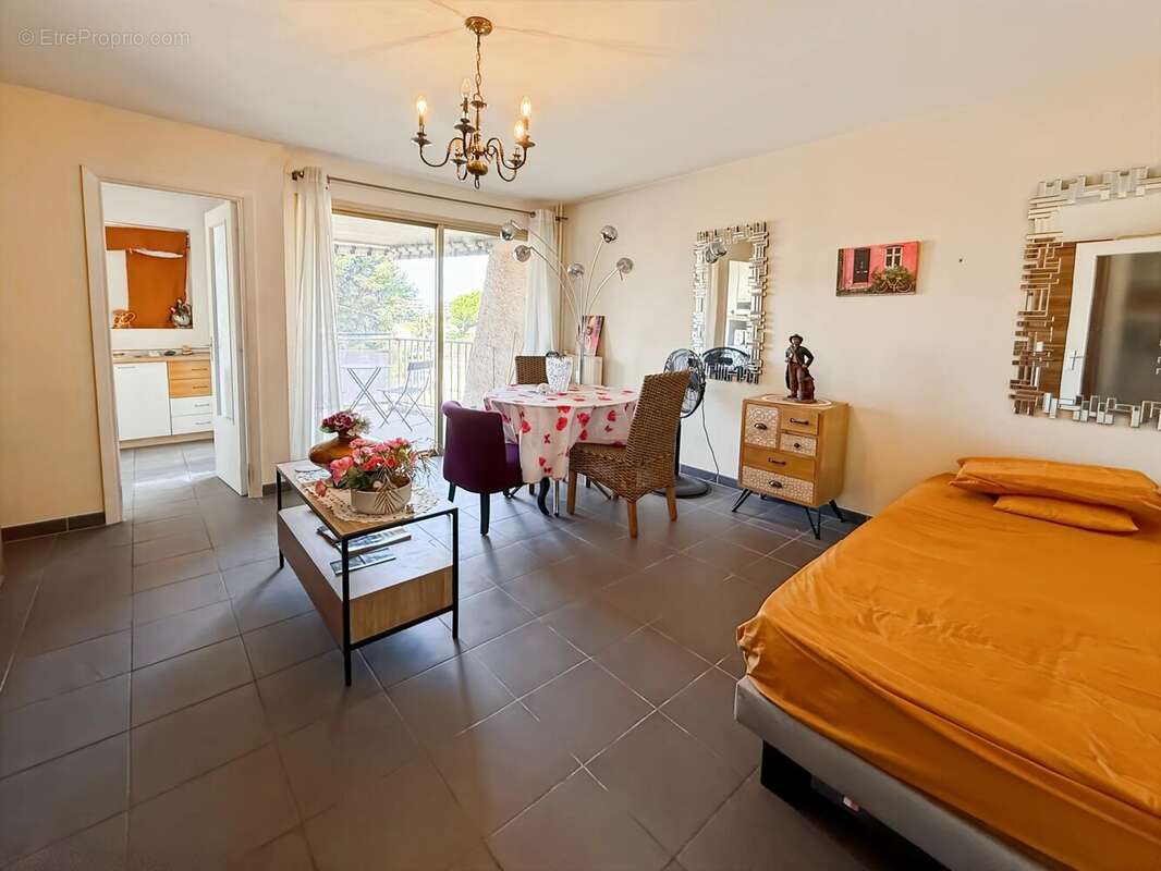 Appartement à CAGNES-SUR-MER