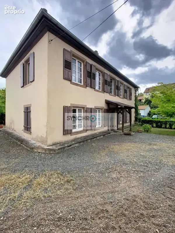Maison de caractère avec dépendances et vaste terrain ? Un bien rare au coeur de Niederhaslach - photo 2