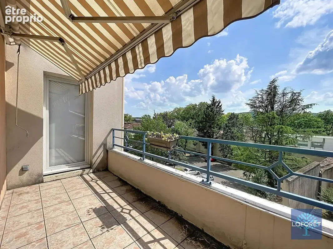 Appartement Neuville Sur Saone 4 pièce(s) 85.5m2 - photo 14