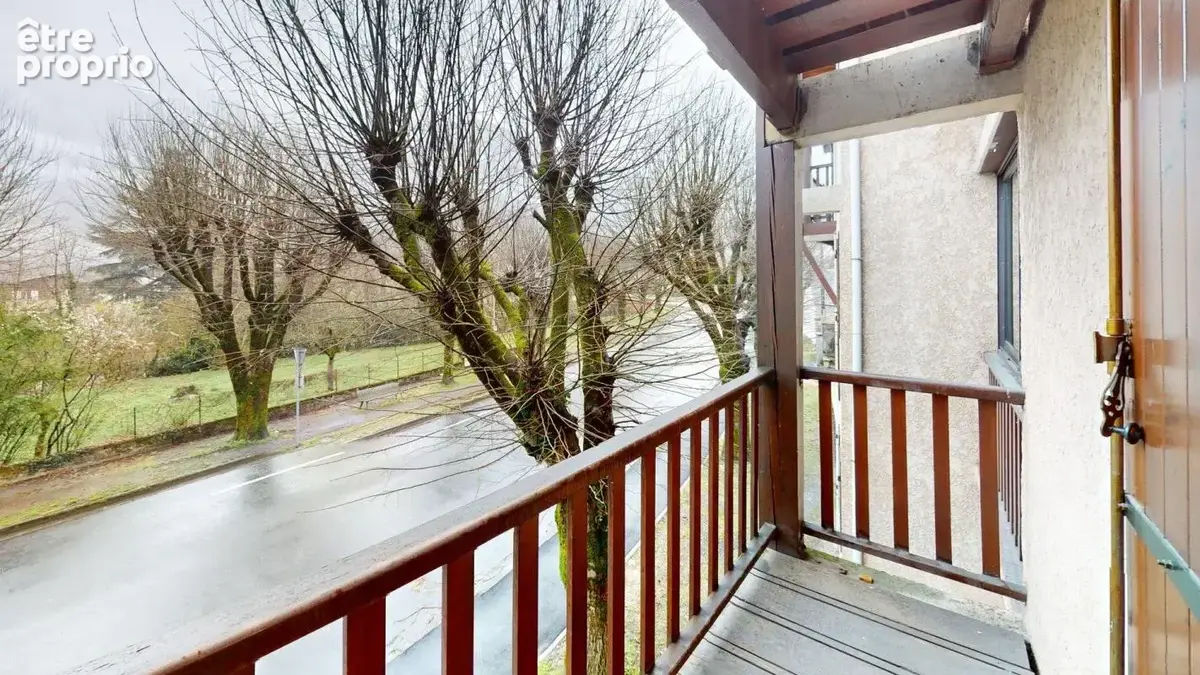  Appartement Studio cabine rénové avec balcon parking et cellier– Bagnères-de-Luchon - photo 5
