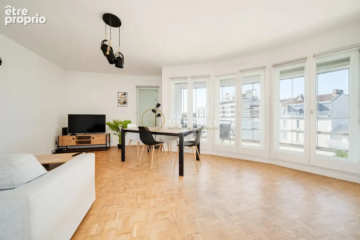 Appartement 5 pièces avec grande terrasse - 92 m² - Dernier étage - 12 rue d'Auxonne, Nancy - photo 5