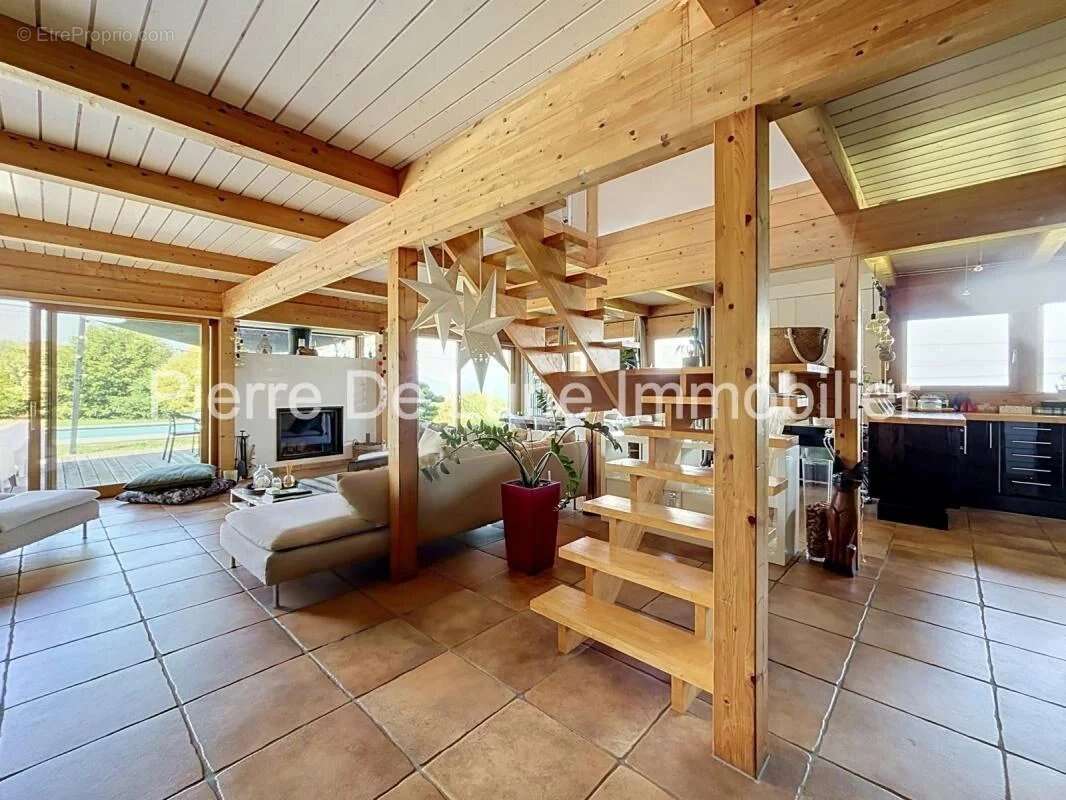 Trévignin – Maison d'exception en ossature bois avec vue dominante, piscine et panorama sur les montagnes - photo 15