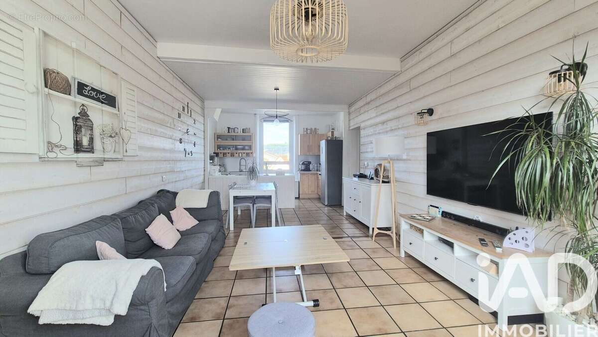 Photo 9 - Maison à ROCHE-LA-MOLIERE