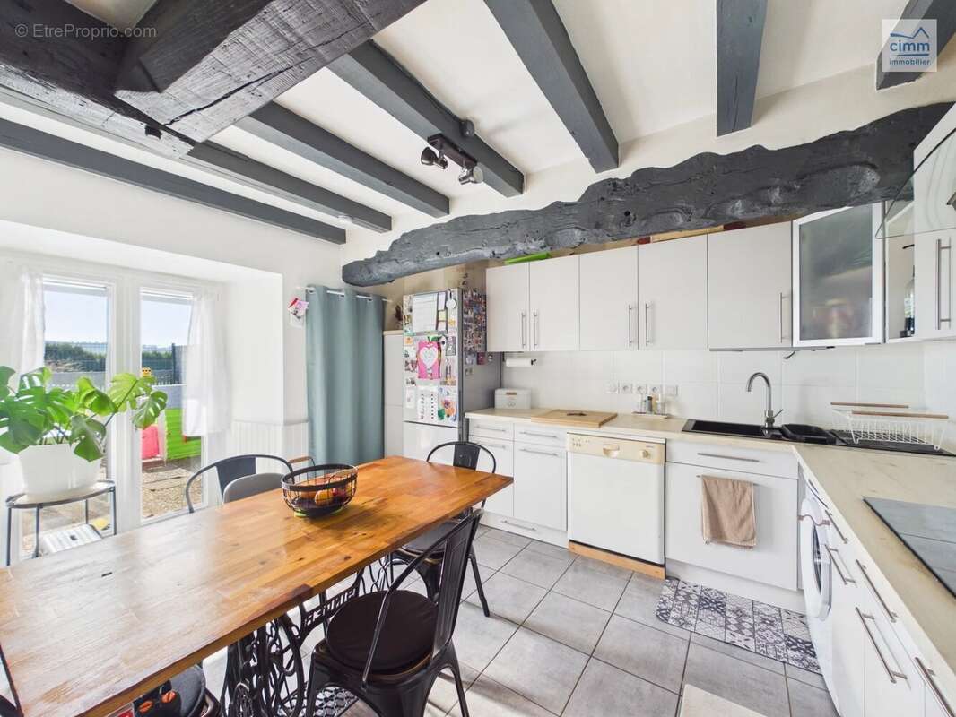 Maison à SAINT-SEGLIN