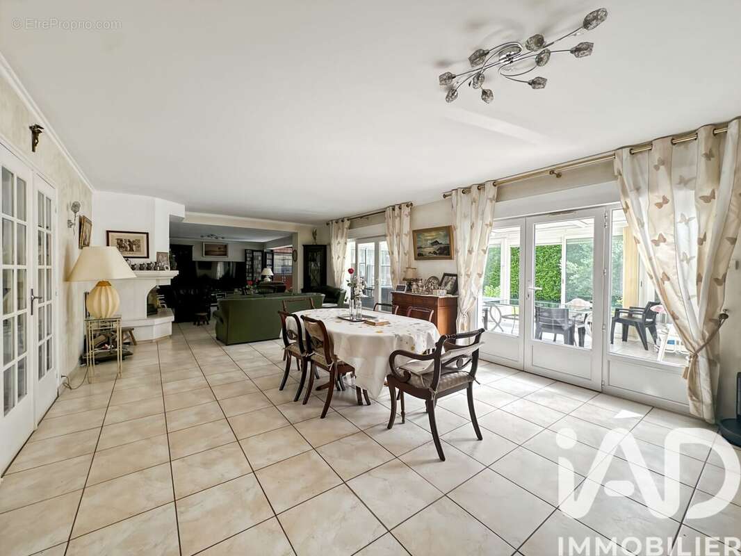 Photo 5 - Maison à BALLAINVILLIERS