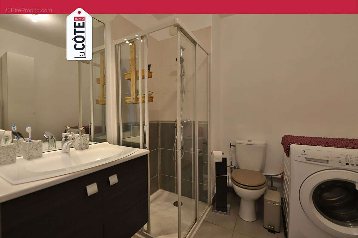 Appartement à CHATEAUNEUF-LES-MARTIGUES