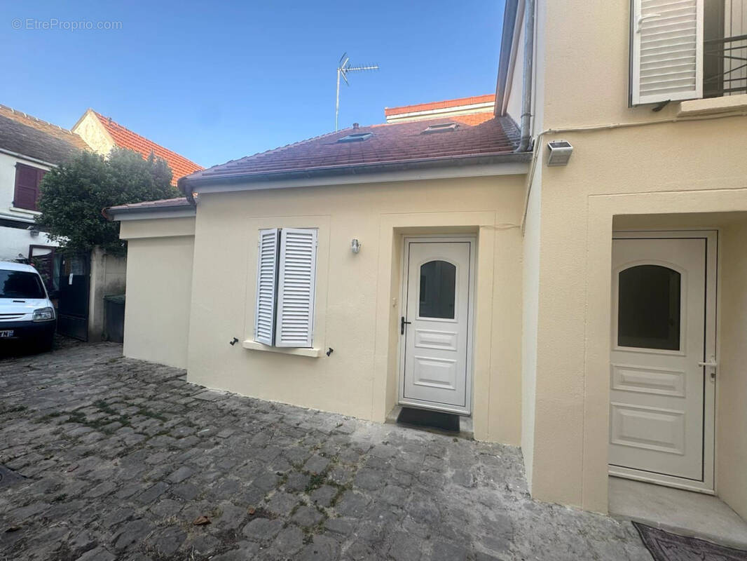 Maison à DEUIL-LA-BARRE