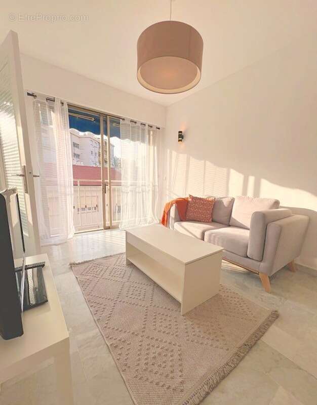 Appartement à LE CANNET