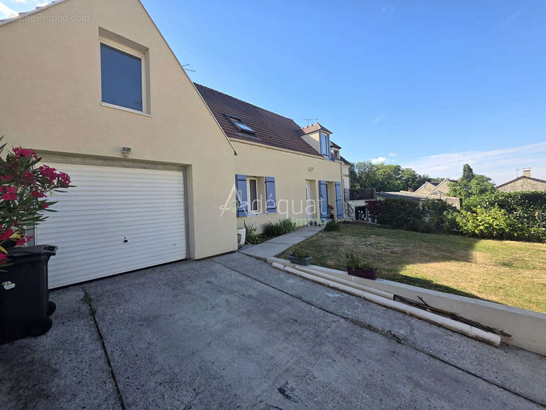 Maison à VIARMES