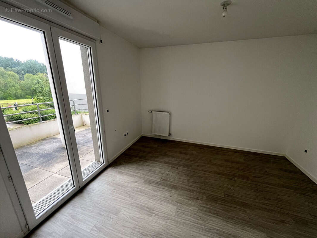 Appartement à HARDRICOURT