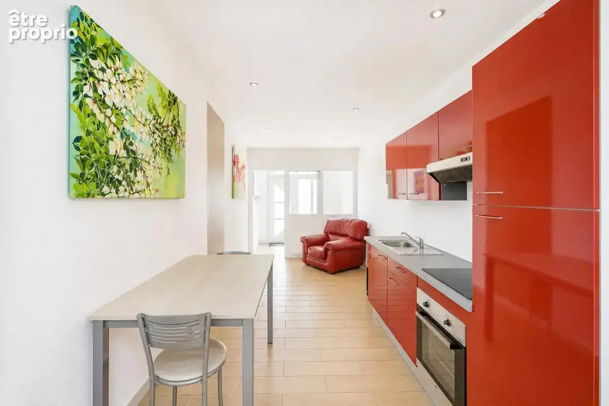 Maison de 6 pièces de 115 m² située à Tours - photo 6