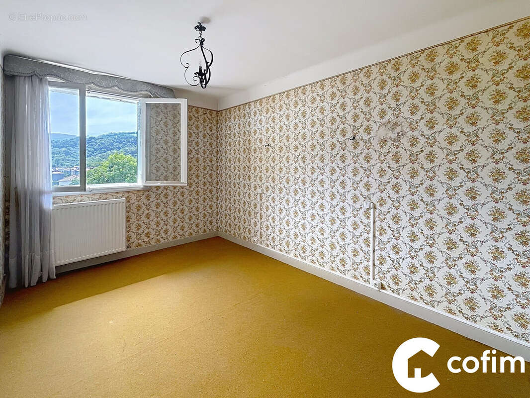 Appartement à LOURDES