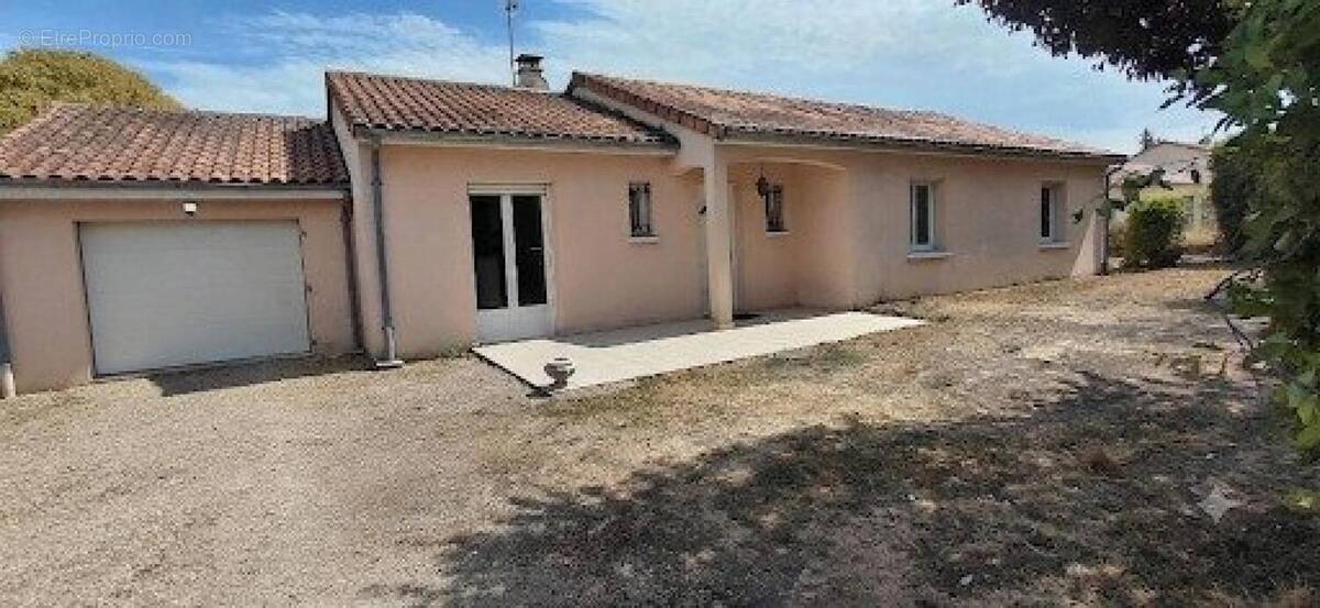 Photo 1 - Maison à AVAILLES-EN-CHATELLERAULT