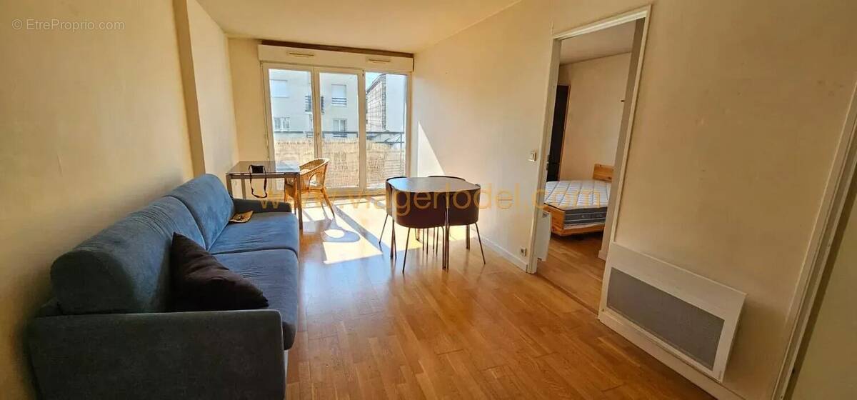 Appartement à PARIS-20E