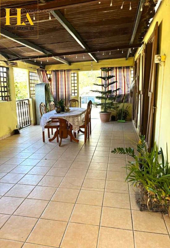 Maison T3/4 avec vue mer Étang-Salé les Hauts - photo 2