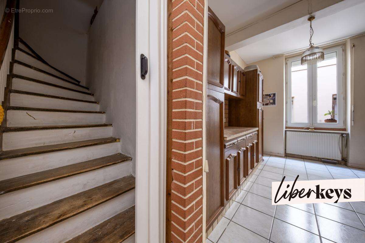 Maison à LABASTIDE-D&#039;ANJOU