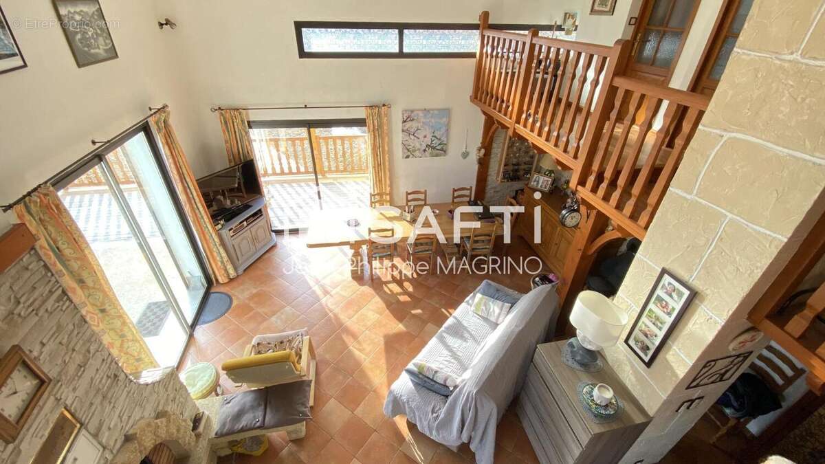 Photo 9 - Appartement à MONTFERRIER