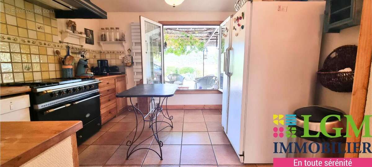 Maison à ALLEMAGNE-EN-PROVENCE