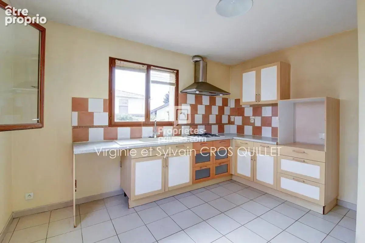 COTE PAVEE Maison T6 136 m2 grand garage 80 m² - photo 8