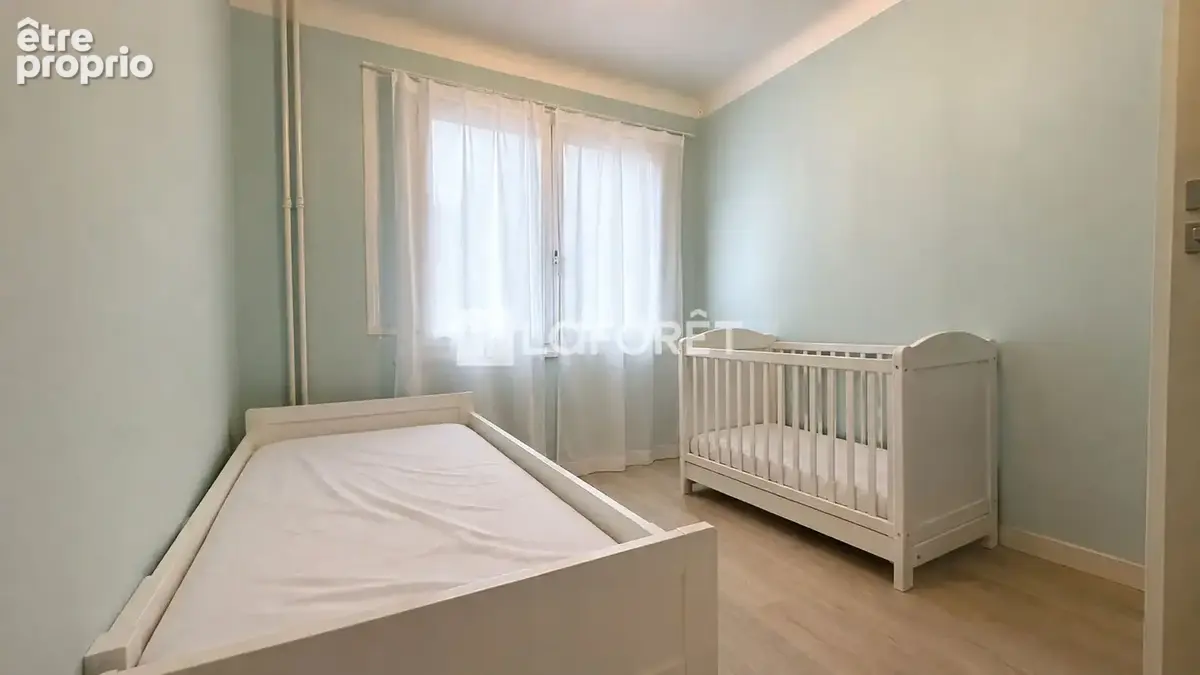 Appartement 65 M² -2 CHAMBRES  à vendre en centre-ville d'Albertville - photo 8