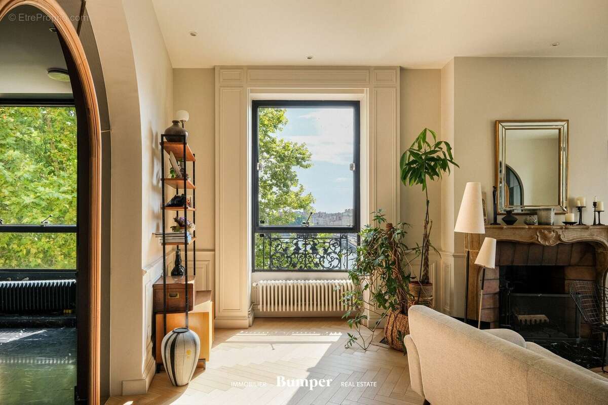 Appartement à LYON-1E