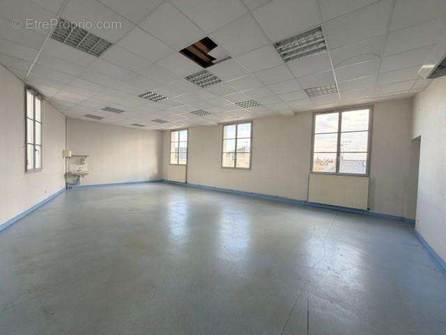 Appartement 512 m² à Saumur  - photo 5