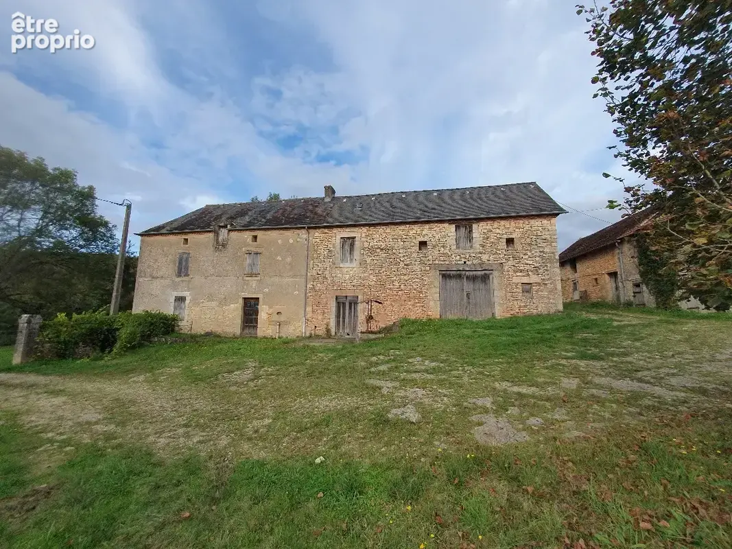 Agréable maison en pierres avec un gite et piscine - photo 11