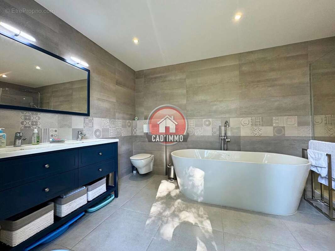 Maison à SAINT-NEXANS