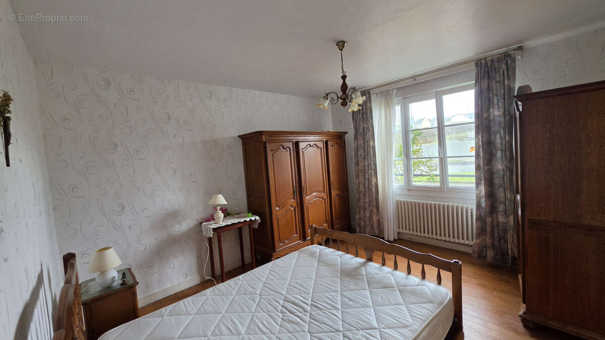 Maison à CAMARET-SUR-MER