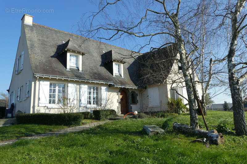 Maison à CHAUDEFONDS-SUR-LAYON