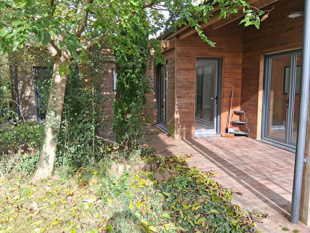 Maison à LA GRIPPERIE-SAINT-SYMPHORIEN