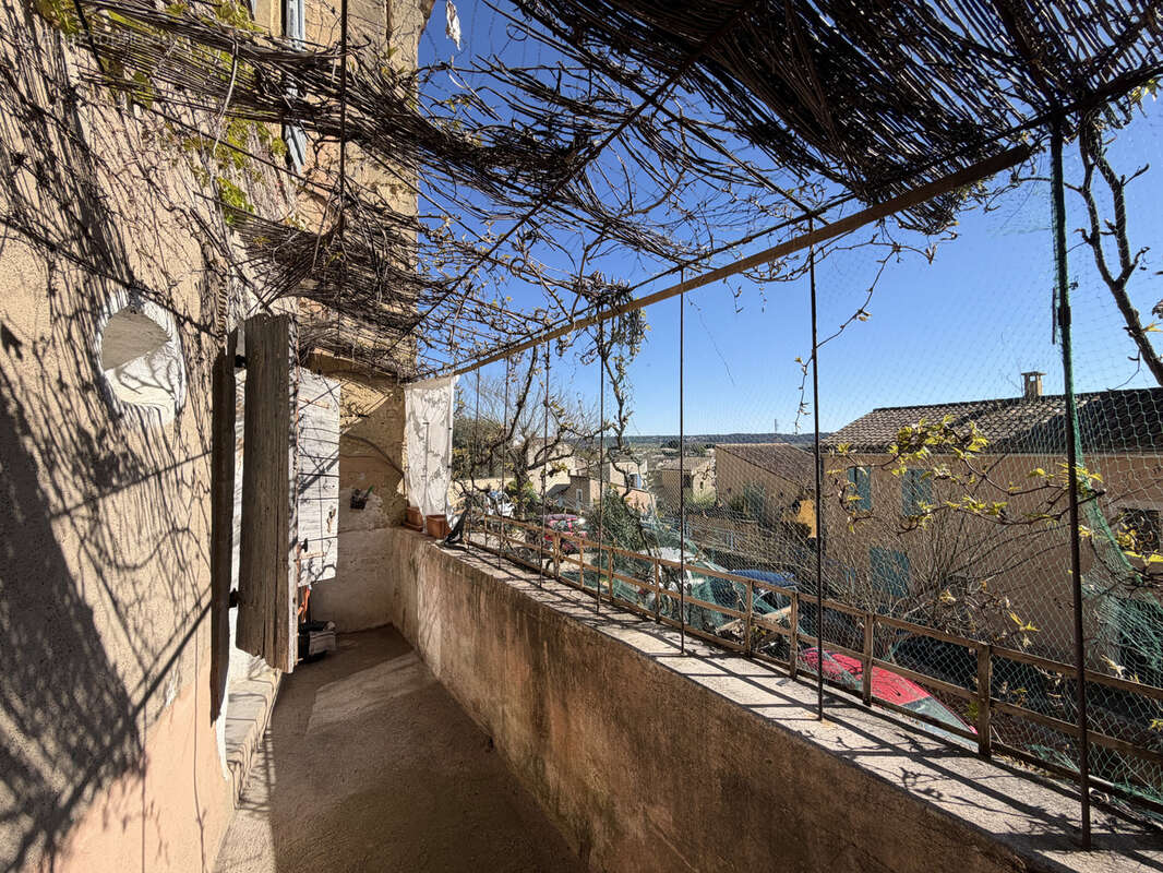 Maison à SAINT-QUENTIN-LA-POTERIE