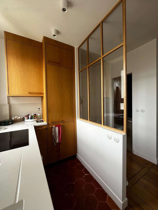 Appartement à CHARENTON-LE-PONT
